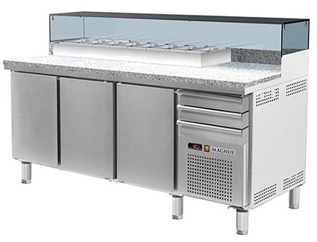 Refrigerated counter for pizza with refrigerated tray container display, 505 l