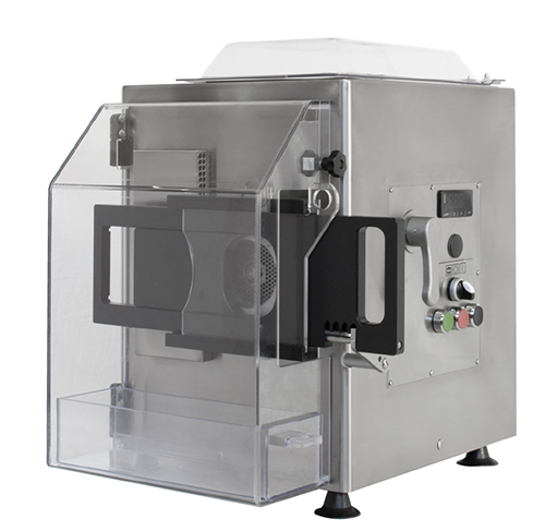 Refrigarated meat mincer 300 kg/h with hamburger form and front inspection window